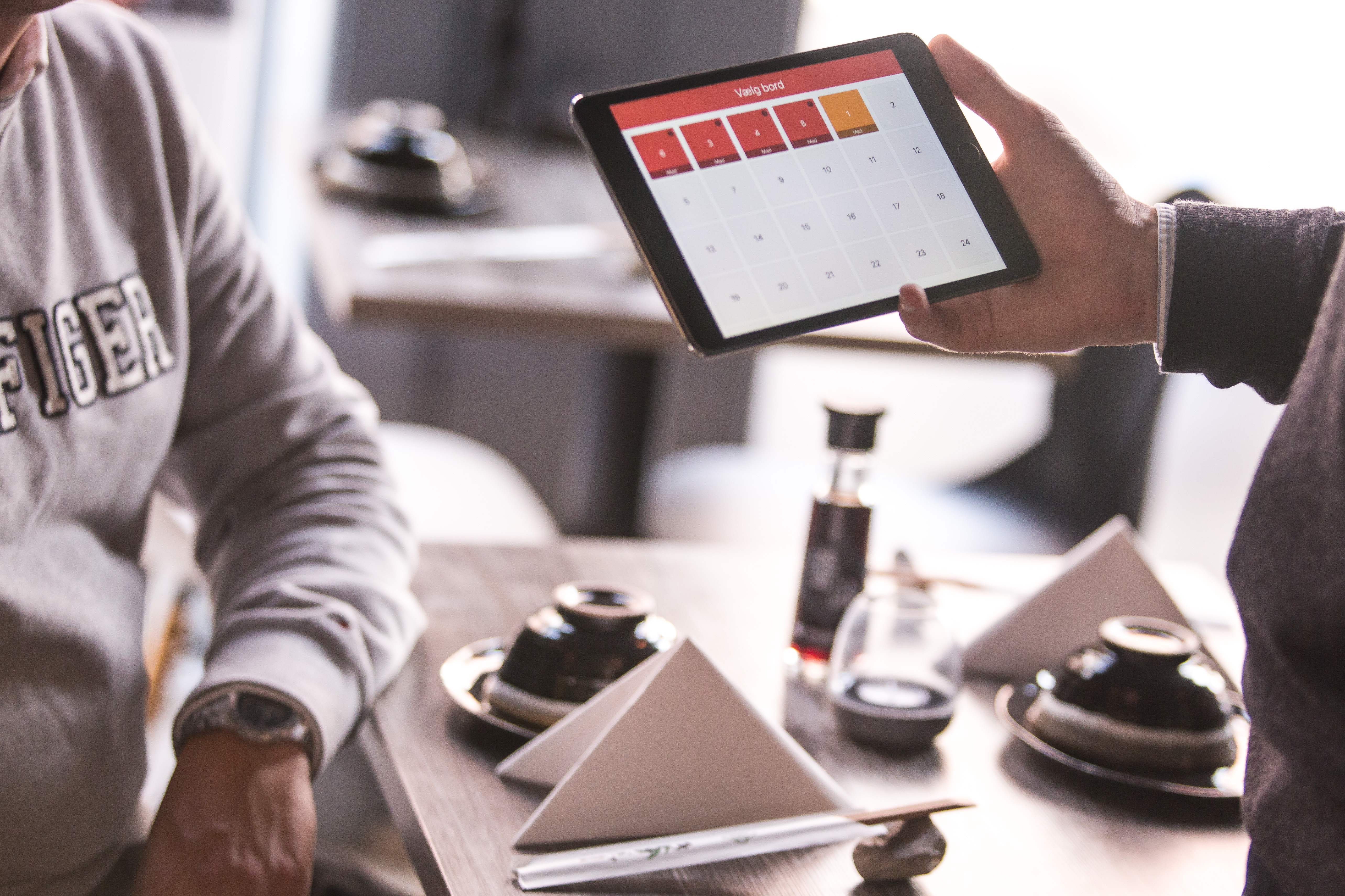 Estimating the supply chain efficiency loss when the seller has to estimate the buyer’swillingness to pay